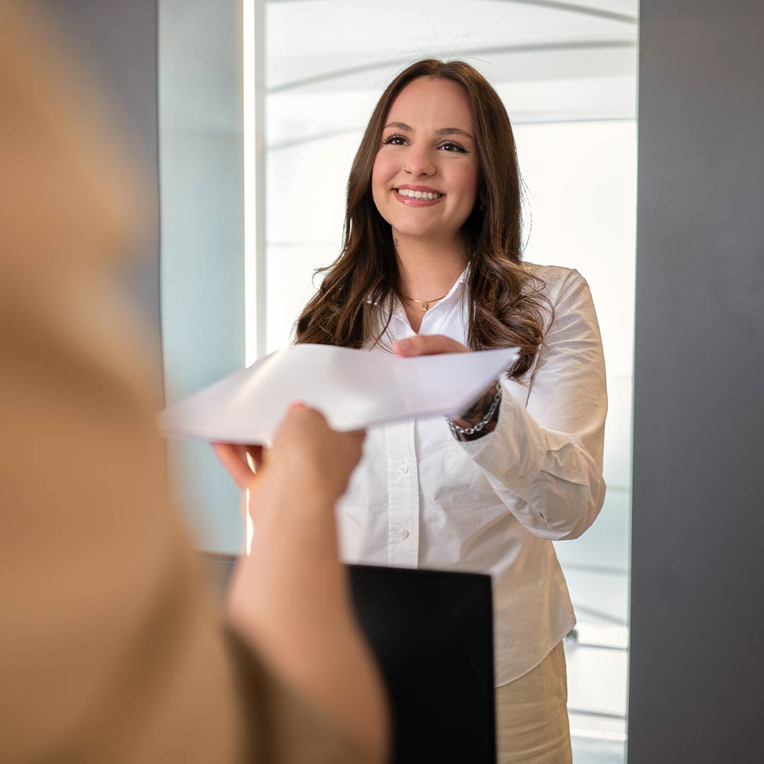 rezeptionistin praxis h2kfo frankfurt